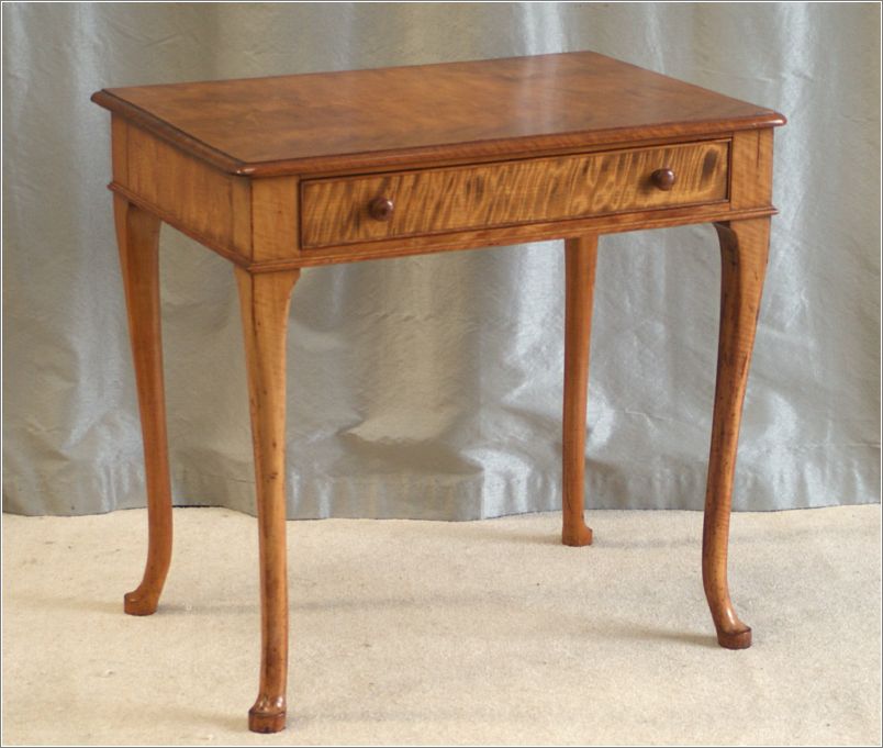 3043 Small Antique Georgian Writing Table